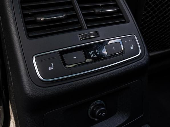 Audi A4 V (B9) Рестайлинг с пробегом 2020 года, цена 3 140 000 рублей, 119470 км, седан, Автокод Объявления