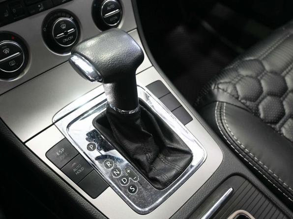 Volkswagen Passat B6 с пробегом 2006 года, цена 779 900 рублей, 170000 км, седан, Автокод Объявления