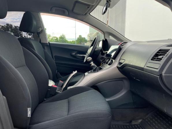 Toyota Auris I с пробегом 2009 года, цена 480 000 рублей, 290000 км, хэтчбек, Автокод Объявления