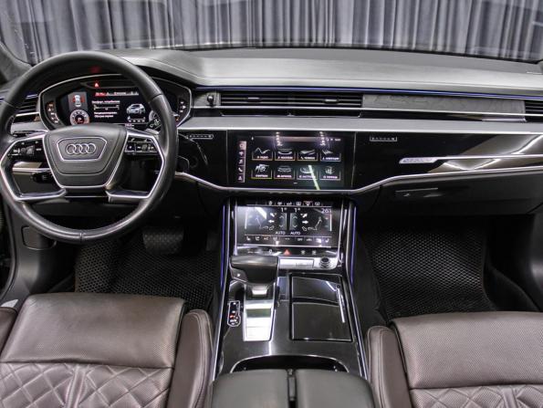 Audi A8 IV (D5) с пробегом 2018 года, цена 3 598 000 рублей, 240000 км, седан, Автокод Объявления