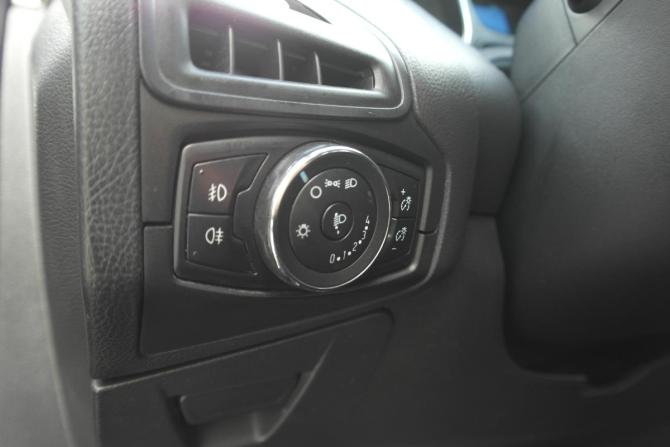 Ford Focus III с пробегом 2013 года, цена 645 000 рублей, 234000 км, хэтчбек, Автокод Объявления