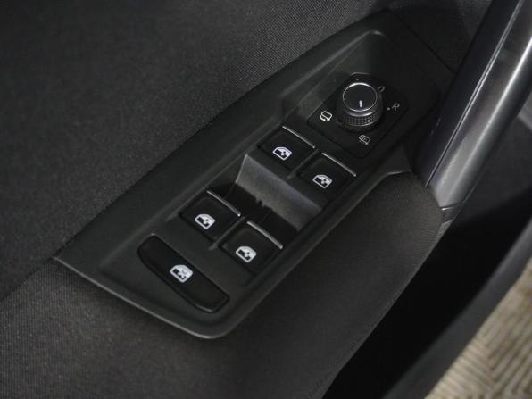 Volkswagen Tiguan II с пробегом 2018 года, цена 2 567 000 рублей, 128031 км, внедорожник, Автокод Объявления