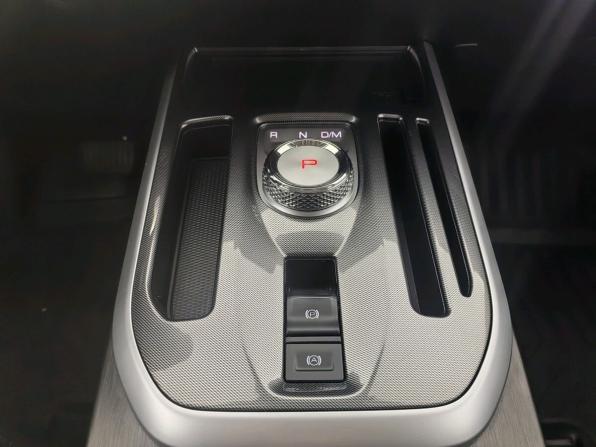 Haval Jolion I Рестайлинг с пробегом 2025 года, цена 2 049 000 рублей, 7762 км, внедорожник, Автокод Объявления
