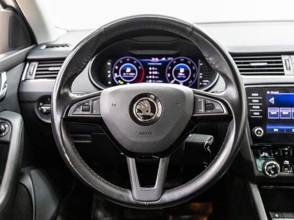 Skoda Octavia III (A7) Рестайлинг с пробегом 2020 года, цена 1 938 000 рублей, 157722 км, лифтбек, Автокод Объявления
