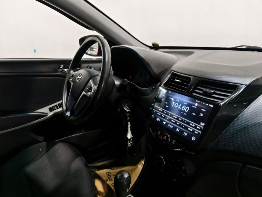 Hyundai Solaris I Курск  - изображение 6