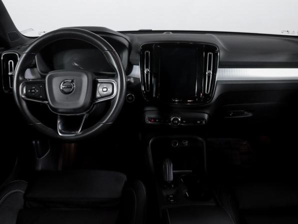 Volvo XC40 I с пробегом 2018 года, цена 3 400 000 рублей, 64700 км, внедорожник, Автокод Объявления