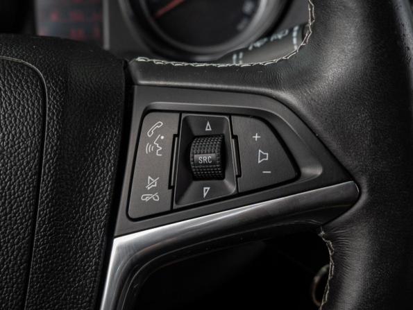 Opel Mokka I с пробегом 2014 года, цена 950 000 рублей, 118376 км, внедорожник, Автокод Объявления