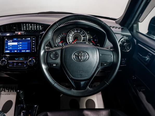 Toyota Corolla XI (E160 E170) Рестайлинг 2 с пробегом 2019 года, цена 1 700 000 рублей, 68928 км, универсал, Автокод Объявления