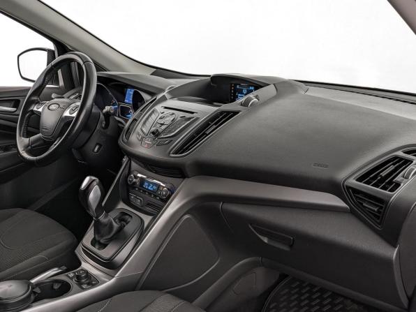 Ford Kuga II с пробегом 2016 года, цена 1 620 000 рублей, 87524 км, внедорожник, Автокод Объявления