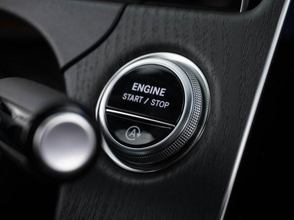 Mercedes-Benz E-Класс VI (W214 S214) с пробегом 2025 года, цена 7 699 977 рублей, 9938 км, седан, Автокод Объявления