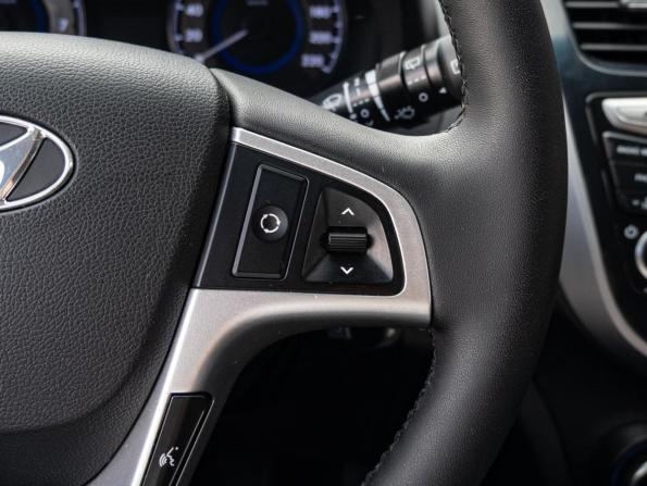 Hyundai Solaris I Рестайлинг с пробегом 2014 года, цена 790 000 рублей, 143515 км, хэтчбек, Автокод Объявления