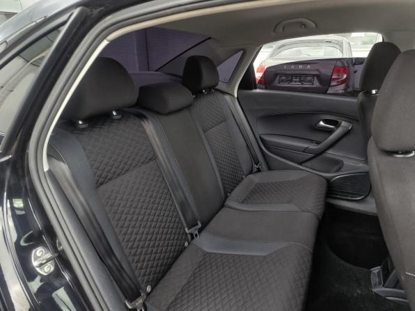 Volkswagen Polo V Рестайлинг с пробегом 2018 года, цена 1 172 000 рублей, 134422 км, седан, Автокод Объявления