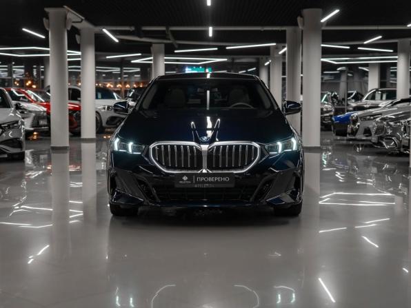 BMW 5 серии VIII (G60/G61/G68) с пробегом 2025 года, цена 8 450 000 рублей, 265 км, седан, Автокод Объявления