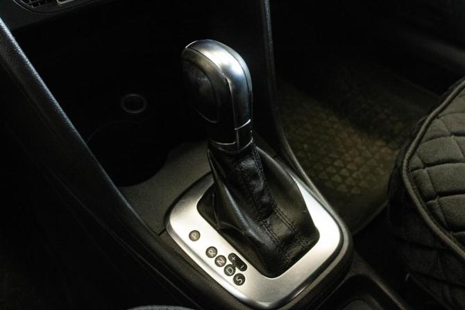 Volkswagen Polo V с пробегом 2013 года, цена 700 000 рублей, 198076 км, седан, Автокод Объявления