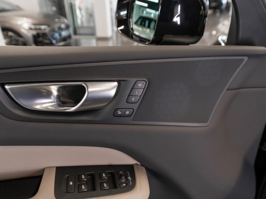 Volvo XC60 II Рестайлинг 2 Москва  - изображение 19
