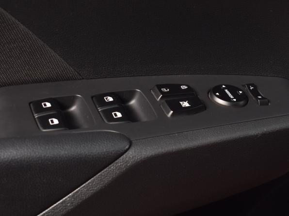 Hyundai Solaris II Рестайлинг с пробегом 2021 года, цена 1 534 995 рублей, 38065 км, седан, Автокод Объявления