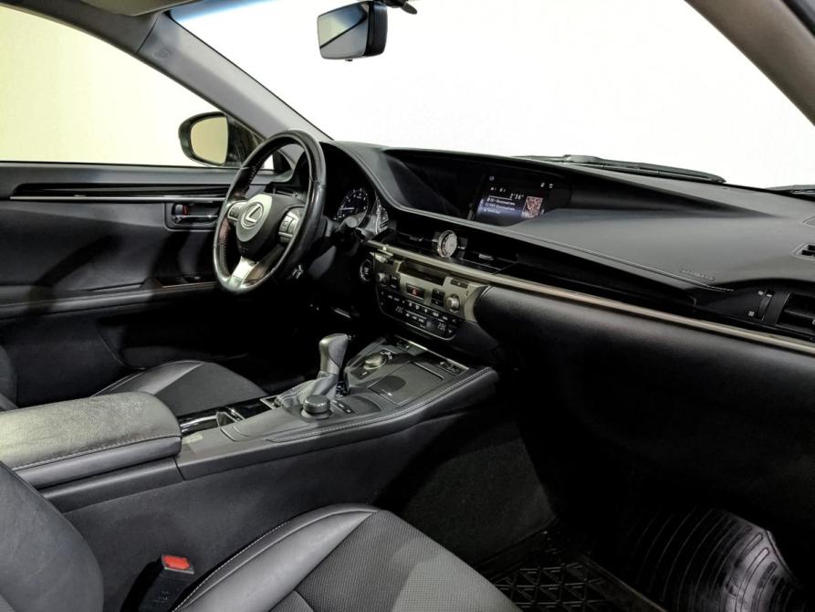 Lexus ES VI Рестайлинг Химки  - изображение 13