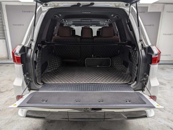 Lexus LX III Рестайлинг 2 с пробегом 2019 года, цена 10 997 000 рублей, 62366 км, внедорожник, Автокод Объявления