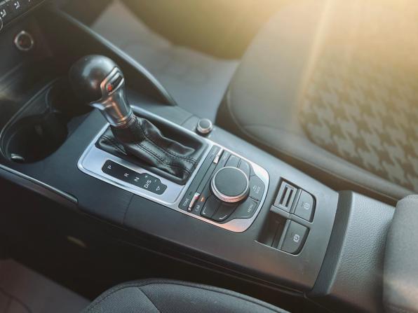 Audi A3 III (8V) с пробегом 2014 года, цена 1 190 000 рублей, 231000 км, седан, Автокод Объявления