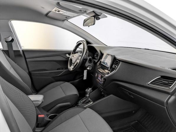 Hyundai Solaris II Рестайлинг с пробегом 2021 года, цена 1 595 000 рублей, 82735 км, седан, Автокод Объявления