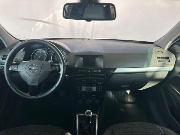 Opel Astra H Рестайлинг с пробегом 2012 года, цена 475 000 рублей, 216952 км, универсал, Автокод Объявления