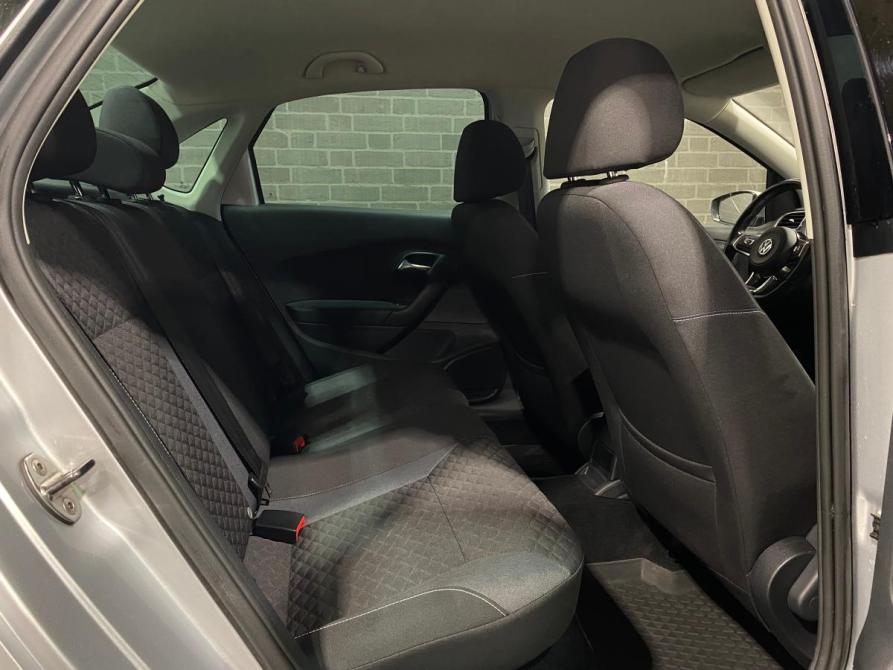 Volkswagen Polo V Рестайлинг Челябинск  - изображение 11