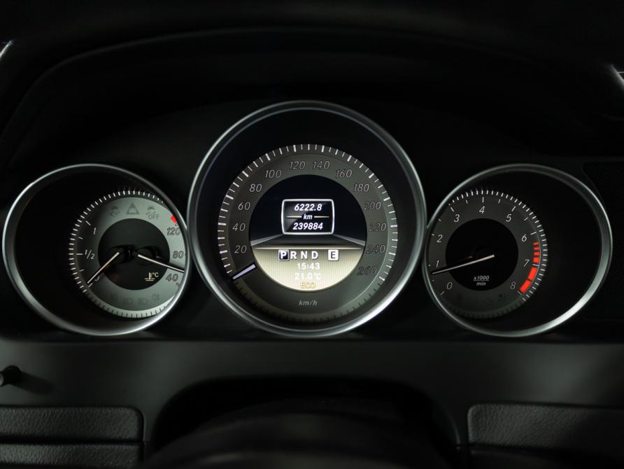 Mercedes-Benz C-Класс III (W204) Рестайлинг Санкт-Петербург  - изображение 12