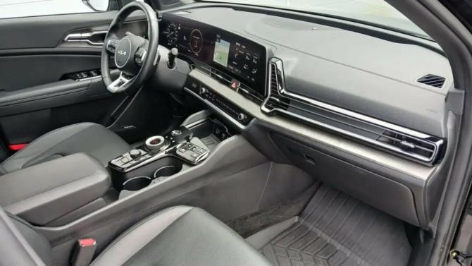 Kia Sportage V с пробегом 2023 года, цена 3 724 000 рублей, 40748 км, внедорожник, Автокод Объявления