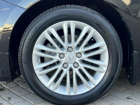 Lexus ES VI Рестайлинг с пробегом 2017 года, цена 3 325 000 рублей, 86350 км, седан, Автокод Объявления