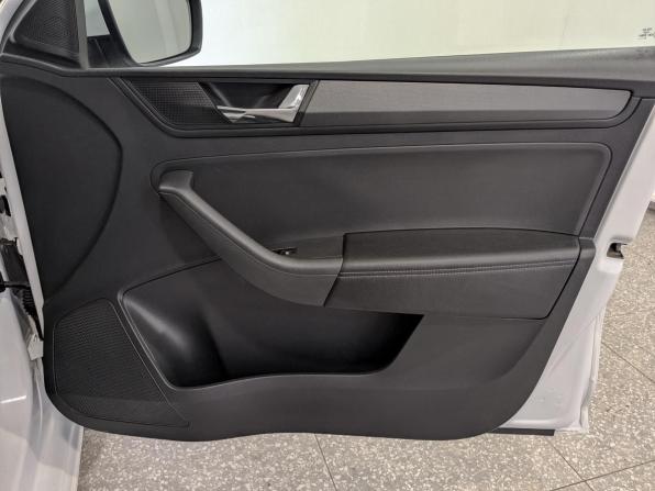 Skoda Rapid II с пробегом 2021 года, цена 1 300 000 рублей, 127889 км, лифтбек, Автокод Объявления