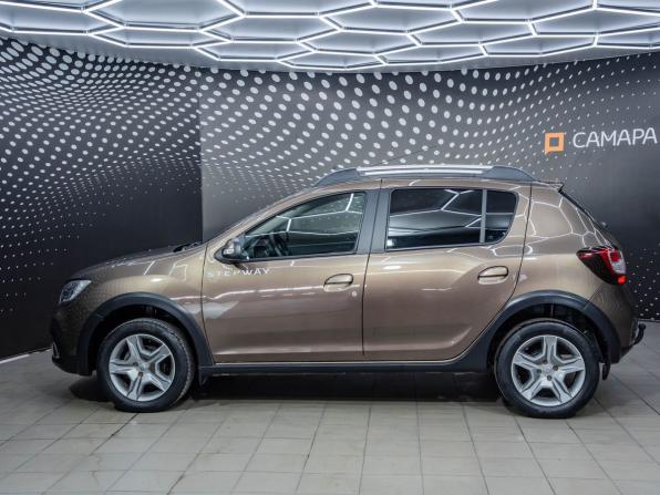 Renault Sandero II Рестайлинг с пробегом 2020 года, цена 1 378 000 рублей, 80846 км, хэтчбек, Автокод Объявления