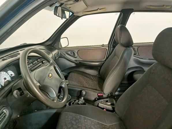Chevrolet Niva I с пробегом 2006 года, цена 215 000 рублей, 120000 км, внедорожник, Автокод Объявления