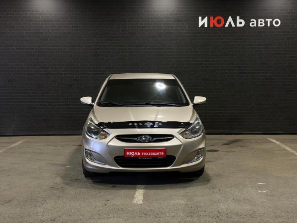 Hyundai Solaris I с пробегом 2013 года, цена 730 000 рублей, 240941 км, седан, Автокод Объявления