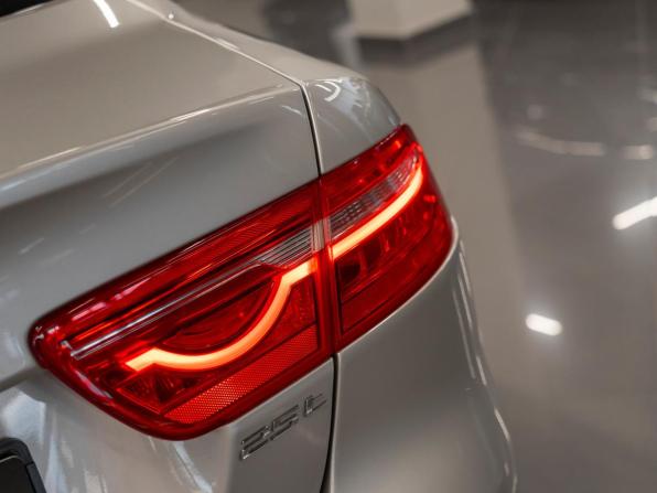Jaguar XE I с пробегом 2015 года, цена 1 980 000 рублей, 96662 км, седан, Автокод Объявления