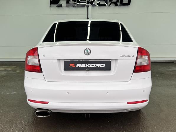 Skoda Octavia II (A5) Рестайлинг с пробегом 2012 года, цена 750 000 рублей, 250706 км, лифтбек, Автокод Объявления