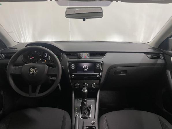 Skoda Octavia III (A7) Рестайлинг с пробегом 2020 года, цена 1 099 000 рублей, 415116 км, лифтбек, Автокод Объявления