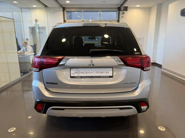 Mitsubishi Outlander III Рестайлинг 3 с пробегом 2019 года, цена 1 850 000 рублей, 188671 км, внедорожник, Автокод Объявления