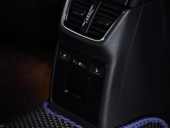 Skoda Octavia III (A7) Рестайлинг с пробегом 2018 года, цена 1 819 000 рублей, 106488 км, лифтбек, Автокод Объявления