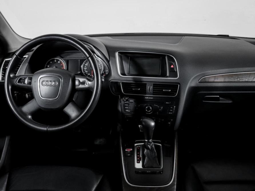 Audi Q5 I (8R) Москва  - изображение 12