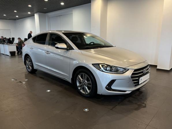 Hyundai Elantra VI (AD) с пробегом 2018 года, цена 1 235 000 рублей, 124740 км, седан, Автокод Объявления