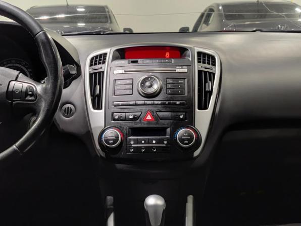Kia Ceed I Рестайлинг с пробегом 2011 года, цена 697 000 рублей, 179541 км, хэтчбек, Автокод Объявления