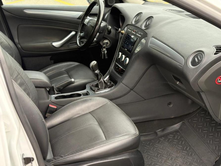Ford Mondeo IV Рестайлинг Томск  - изображение 22