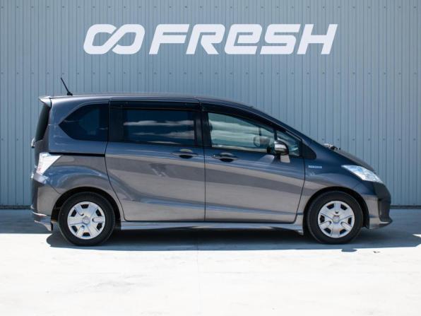 Honda Freed I Рестайлинг 2 с пробегом 2014 года, цена 1 290 000 рублей, 176811 км, компактвэн, Автокод Объявления