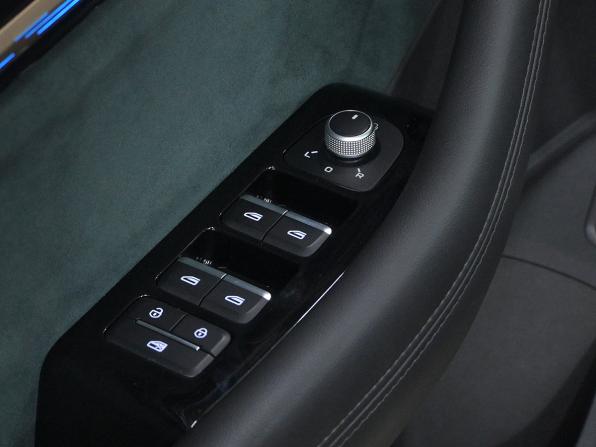 Geely Monjaro I с пробегом 2023 года, цена 3 210 000 рублей, 42038 км, внедорожник, Автокод Объявления