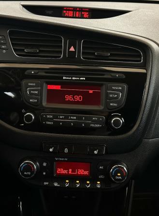 Kia Ceed II с пробегом 2015 года, цена 1 150 000 рублей, 201939 км, универсал, Автокод Объявления