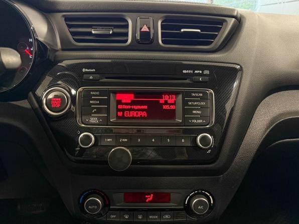 Kia Rio III Рестайлинг с пробегом 2015 года, цена 975 000 рублей, 201212 км, седан, Автокод Объявления