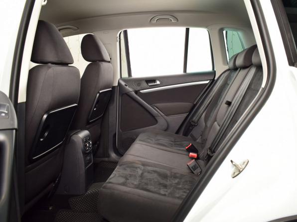 Volkswagen Tiguan I Рестайлинг с пробегом 2015 года, цена 1 565 995 рублей, 183322 км, внедорожник, Автокод Объявления