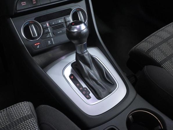 Audi Q3 I (8U) Рестайлинг с пробегом 2015 года, цена 1 760 000 рублей, 150661 км, внедорожник, Автокод Объявления