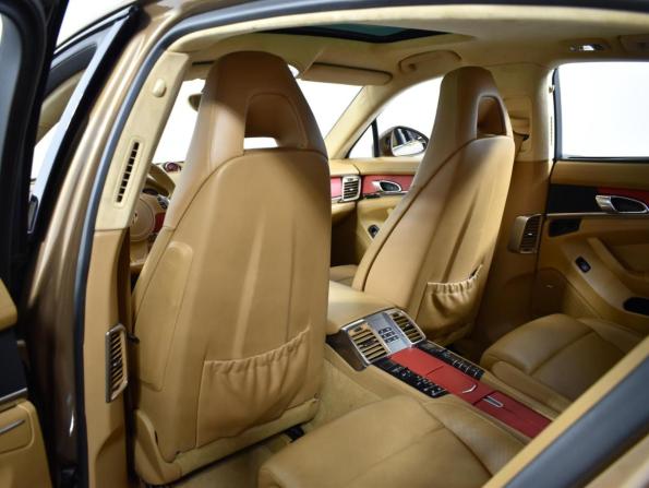 Porsche Panamera I Рестайлинг с пробегом 2013 года, цена 3 209 900 рублей, 146685 км, лифтбек, Автокод Объявления