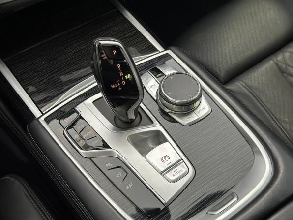 BMW 7 серии VI (G11/G12) Рестайлинг с пробегом 2020 года, цена 5 497 000 рублей, 138130 км, седан, Автокод Объявления